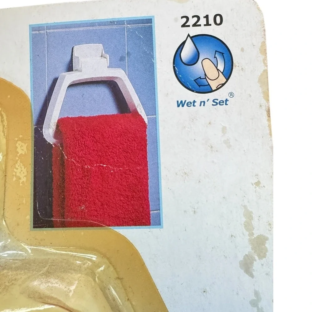 Vintage Homz Wet n Set Towel Ring 2210 Cream Plastic Bathroom Holder 2000 NOS